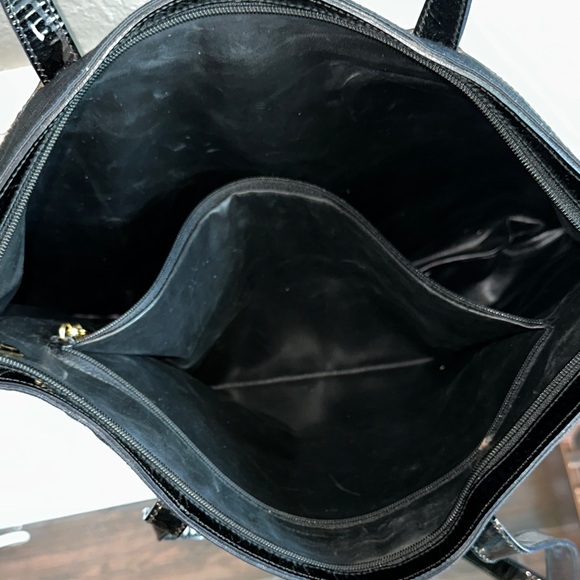 Salvatore Ferragamo Black Tote Bag - Picture 6 of 6